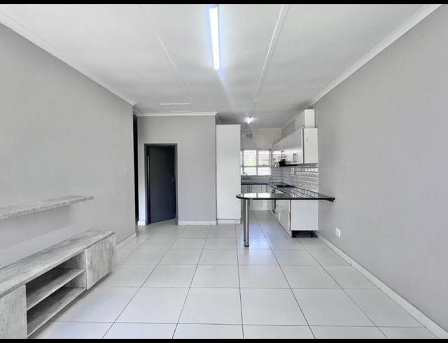 0 bed property to rent in KENILWORTH